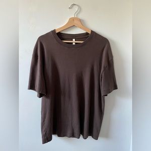 SOLD Aritzia Babaton Pegasus tshirt